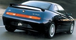 Фотография Alfa Romeo GTV (916C_)