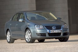 Фотография Volkswagen JETTA III (1K2)